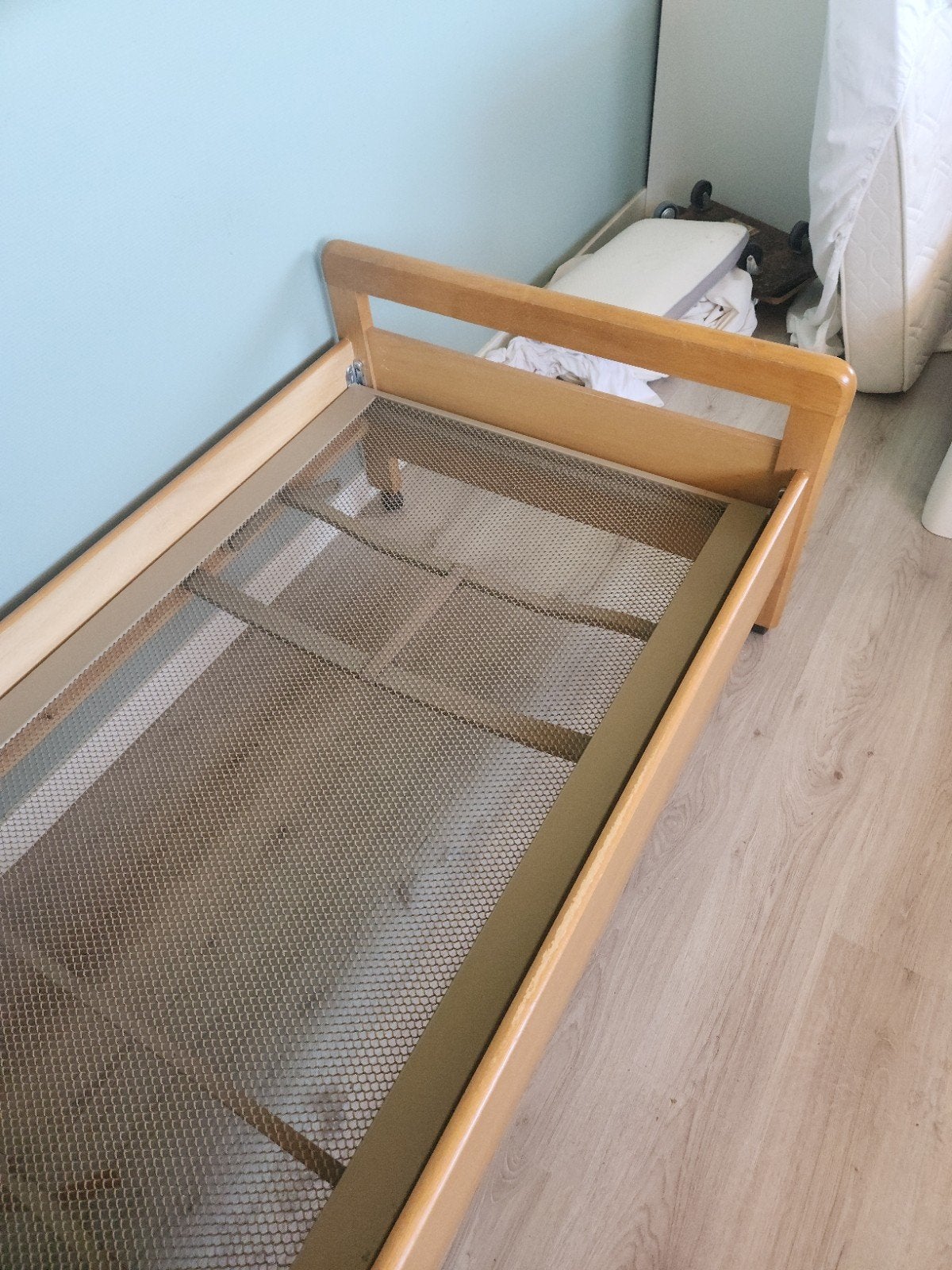 Verrijdbaar Auping bed 200x90 cm - Eenpersoonsbed met spiraa, Ophalen, Gebruikt, 90 cm, Eenpersoons