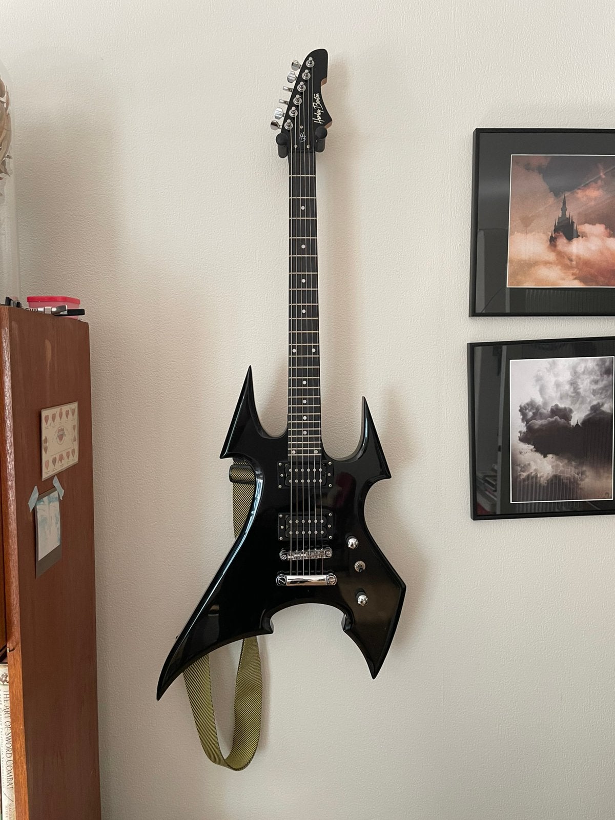 Harley Benton electric guitar, met gigbag en strap. Trade?, Gebruikt, Solid body, Ophalen, Overige merken