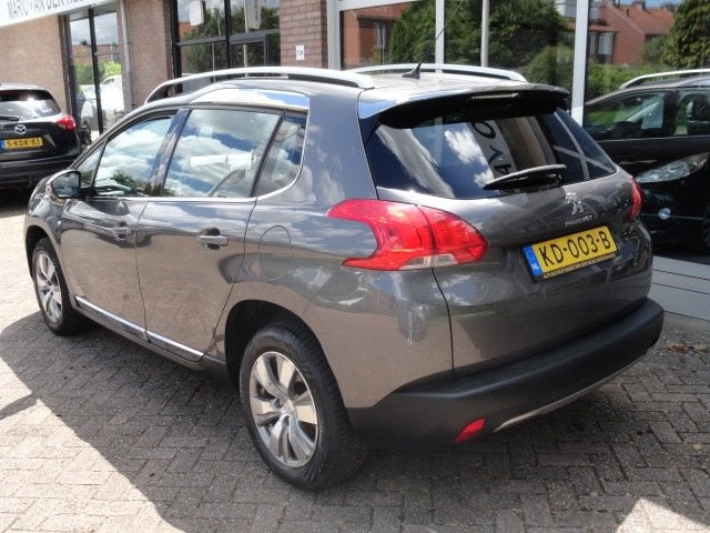Peugeot 2008 1.2 VTi Allure Pack Premium Plus Airco / Navi, Voorwielaandrijving, Euro 5, Stof, Zwart
