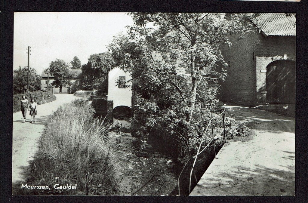 Meerssen  - Jaren 60 - Geuldal met boerderijen. Z. Limburg, Verzamelen, Ophalen of Verzenden, 1960 tot 1980, Gelopen, Limburg
