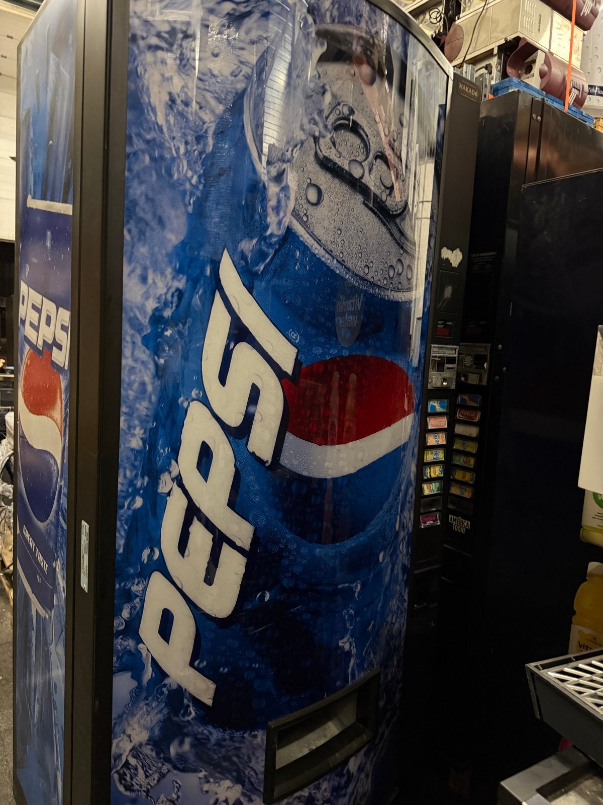 Diverse Vending automaten: Pepsi, Haribo, Red Bull, CocaCola, Ophalen of Verzenden, Gebruikt