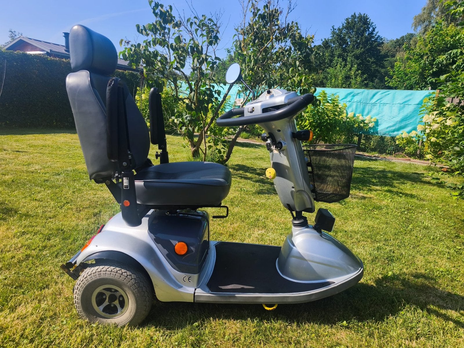 Heel nette scootmobiel CTM 737 kleur zilver, Diversen, Brommobielen en Scootmobielen, Gebruikt, 36 t/m 45 km, 11 t/m 15 km/u, Ophalen