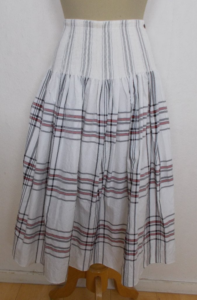 Aparte witte lange print rok van Ischiko! M, Maat 38/40 (M), Zo goed als nieuw, Onder de knie, Meerkleurig