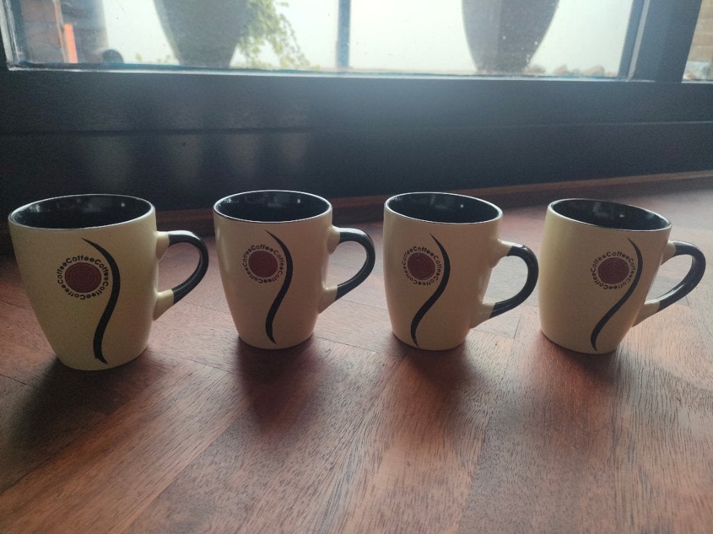 Koffiemokken, Ophalen, Zo goed als nieuw, Overige stijlen, Kop(pen) en/of Schotel(s)
