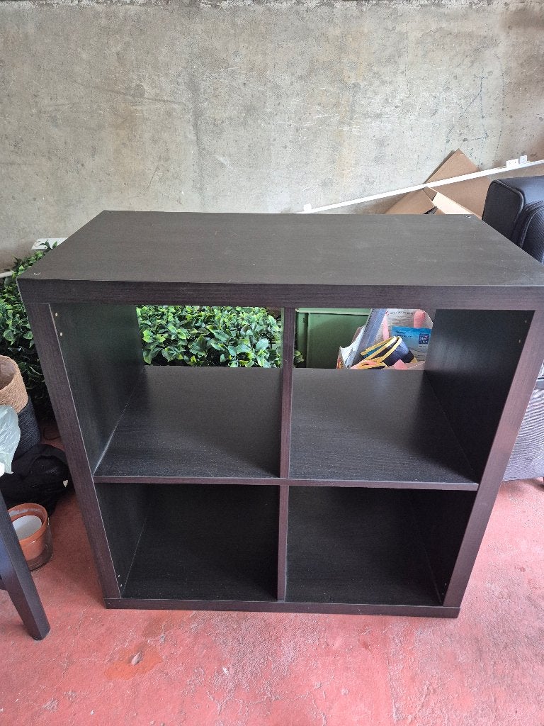 IKEA KALLAX Open kast, zwartbruin, 77x77 cm (4 VAKKEN), Ophalen, Gebruikt, 50 tot 100 cm, Minder dan 100 cm