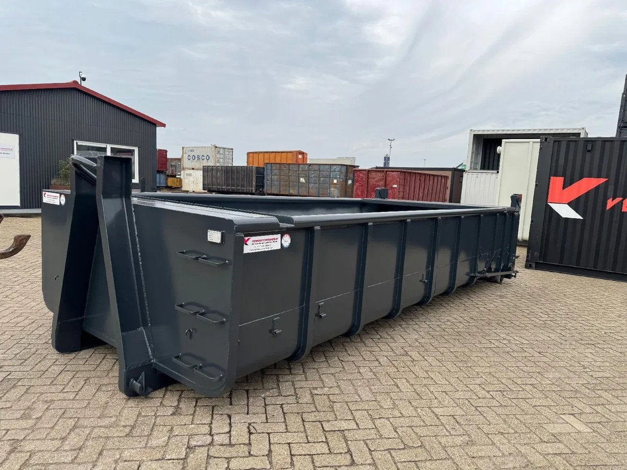 VERNOOY VLOEISTOFDICHTE SLIB CONTAINER 9315, Dave Vernooij, Dave@vernooy.nl, Kellensedwarsweg 9
4004JC  Tiel, NL