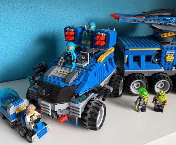 Lego Alien Conquest 7066 Earth Defense HQ - Compleet, Overige thema's, Lego, Ophalen of Verzenden, Zo goed als nieuw
