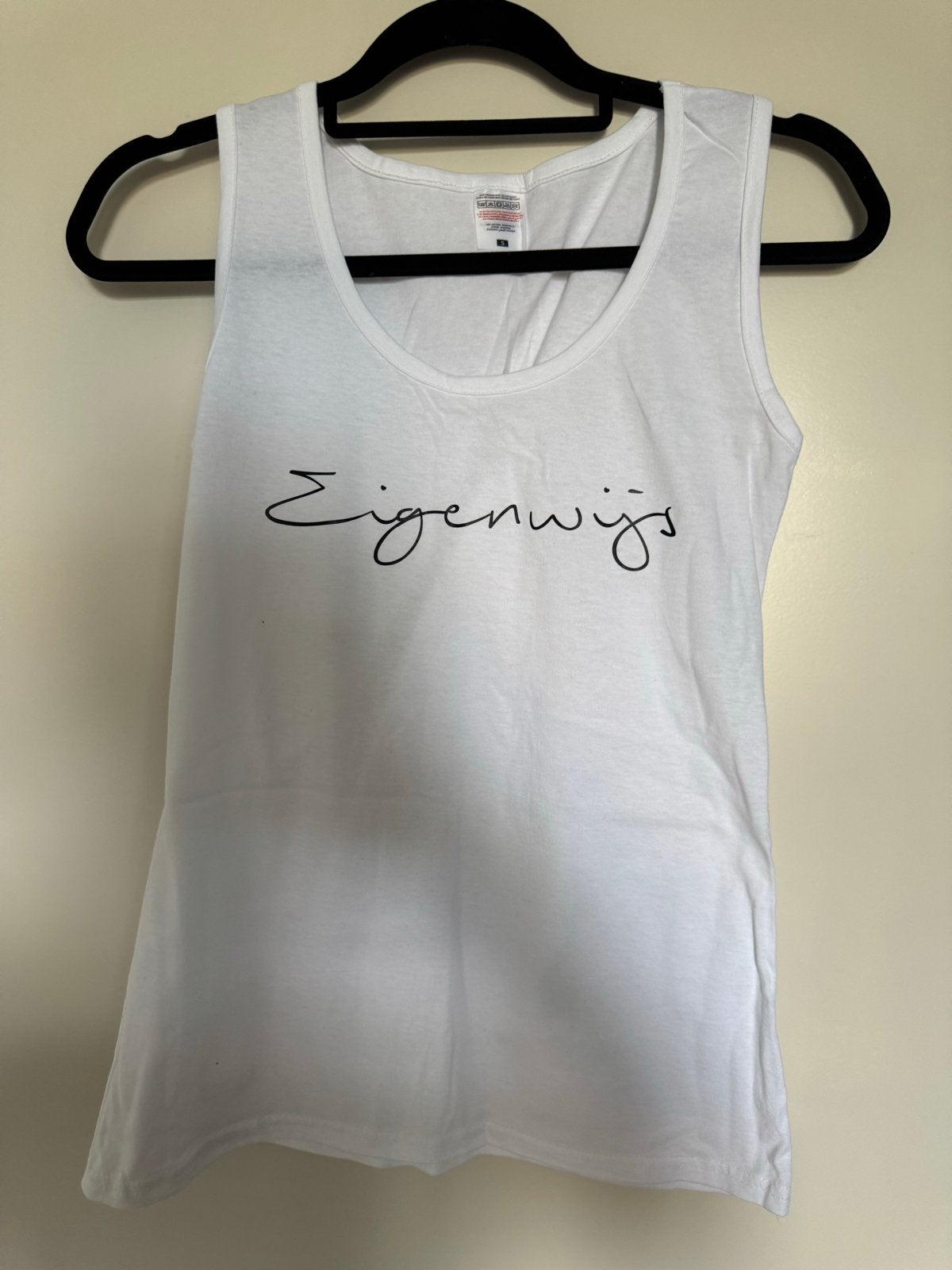 Wit mouwloos shirt met 'Eigenwijs' opdruk, Kleding | Dames, T-shirts, Ophalen, Wit, Nieuw, Maat 36 (S)