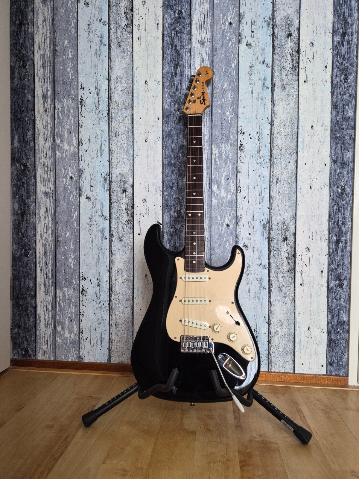 Squier Stratocaster, Muziek en Instrumenten, Snaarinstrumenten | Gitaren | Elektrisch, Ophalen, Gebruikt, Solid body, Fender