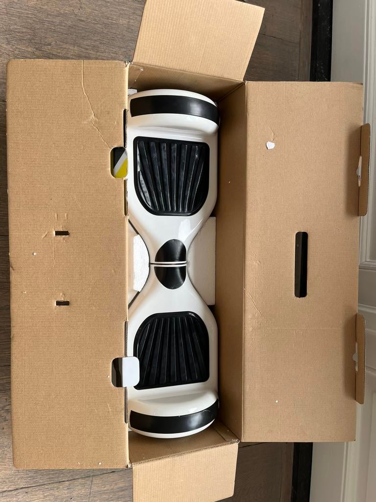 Hoverboard wit nieuw in doos, Ophalen of Verzenden, Zo goed als nieuw
