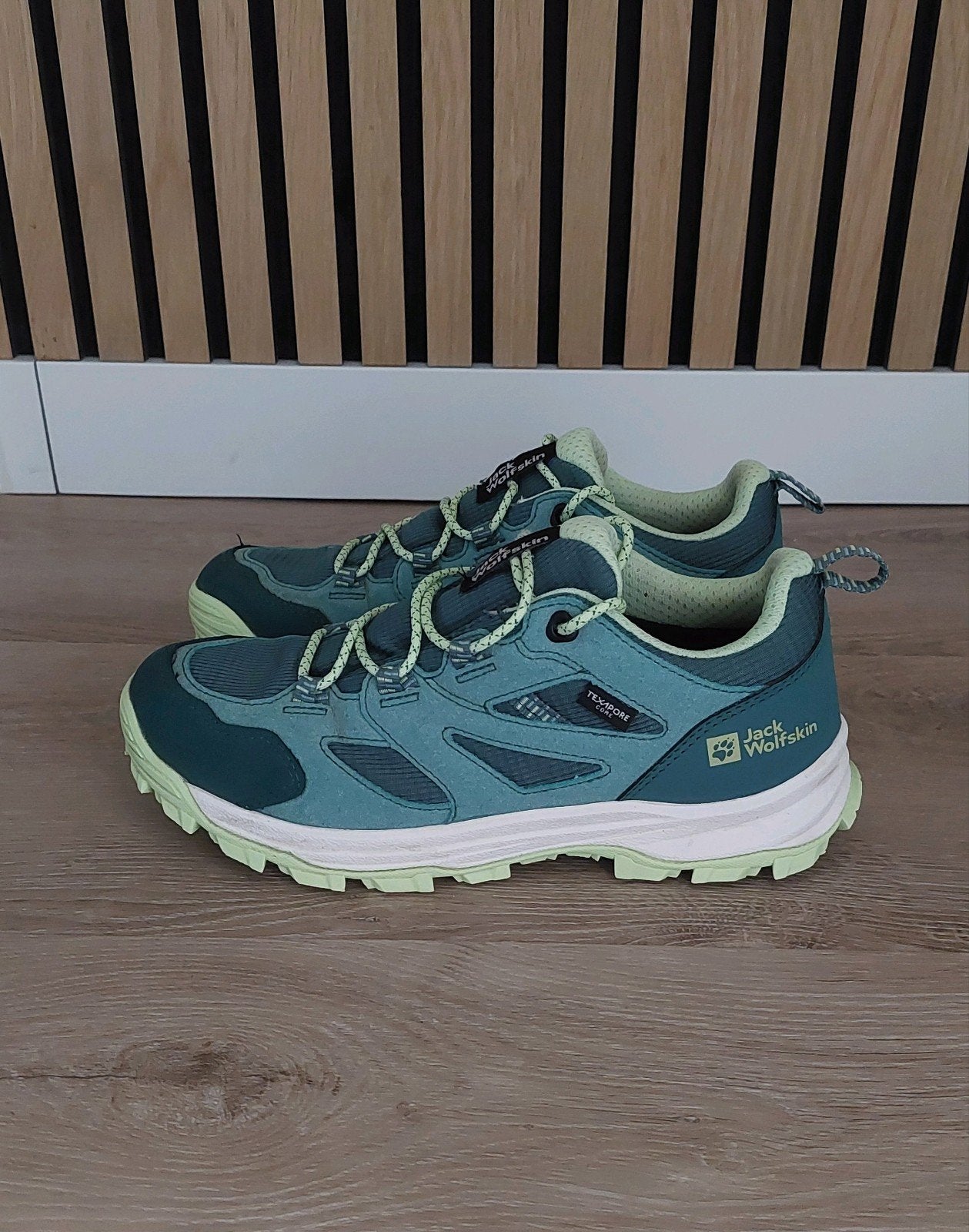 Jack Wolfskin wandel/hike schoenen - Maat 37, Jongen of Meisje, Jack Wolfskin, Schoenen, Ophalen of Verzenden