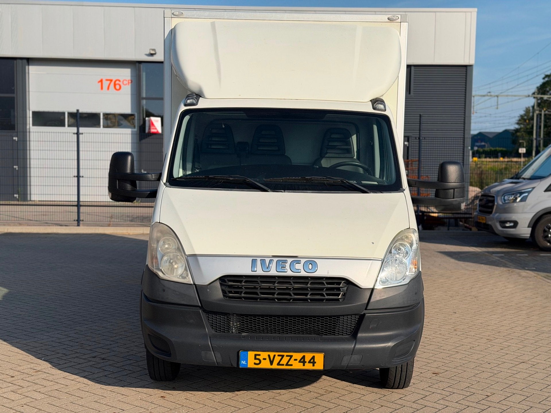Iveco Daily 50C15 375 Koelwagen | luchtvering | trekhaak, Euro 5, Achterwielaandrijving, Gebruikt, Zwart