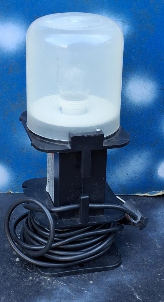 Campinglamp/verlengsnoer met lamp. BRENNERSTUHL., Ophalen, Zo goed als nieuw