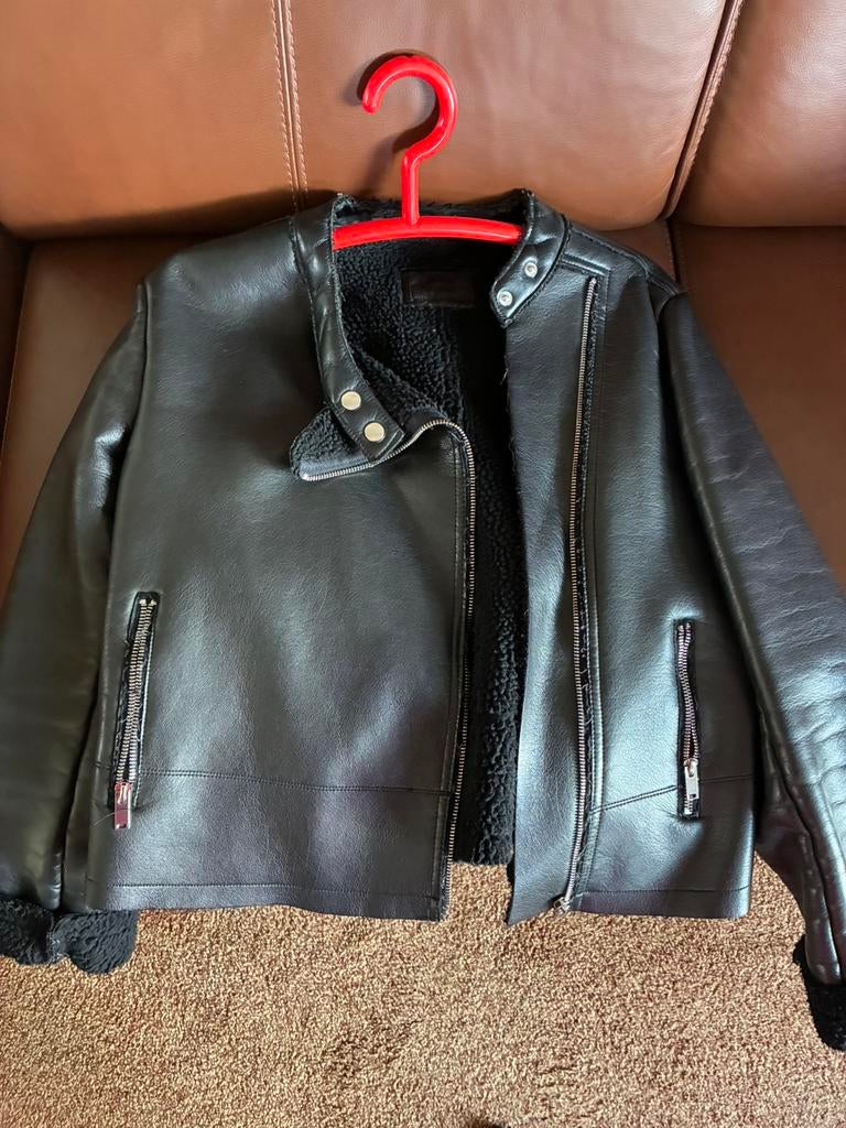 Zwart kunststof jasje Seven Sisters, maat M, Kleding | Dames, Jassen | Winter, Ophalen of Verzenden, Zo goed als nieuw, Maat 38/40 (M)
