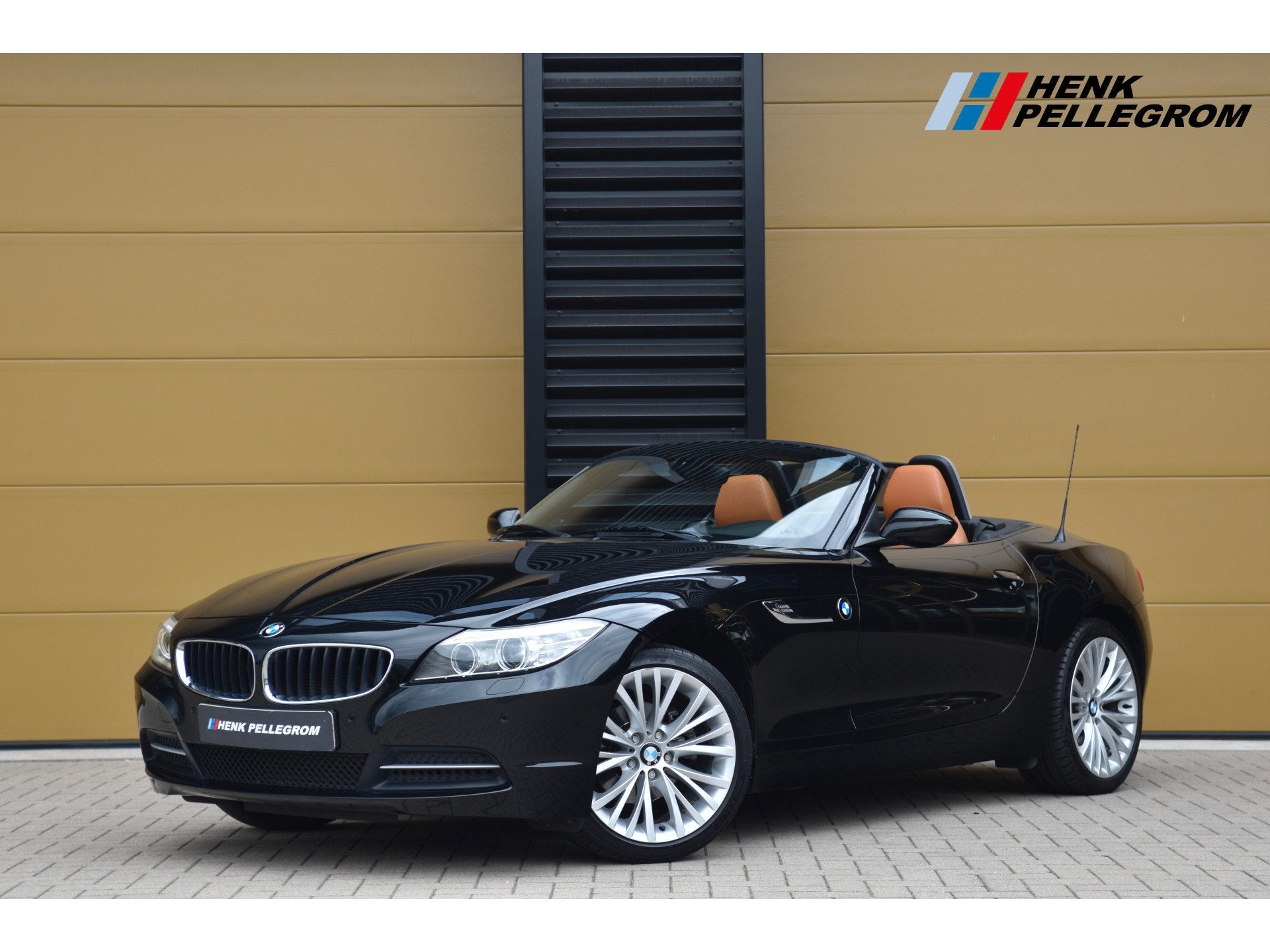 BMW Z4 Roadster sDrive20i Executive * Stuurverwarming * Stoe, Automaat, Gebruikt, 4 cilinders, Zwart
