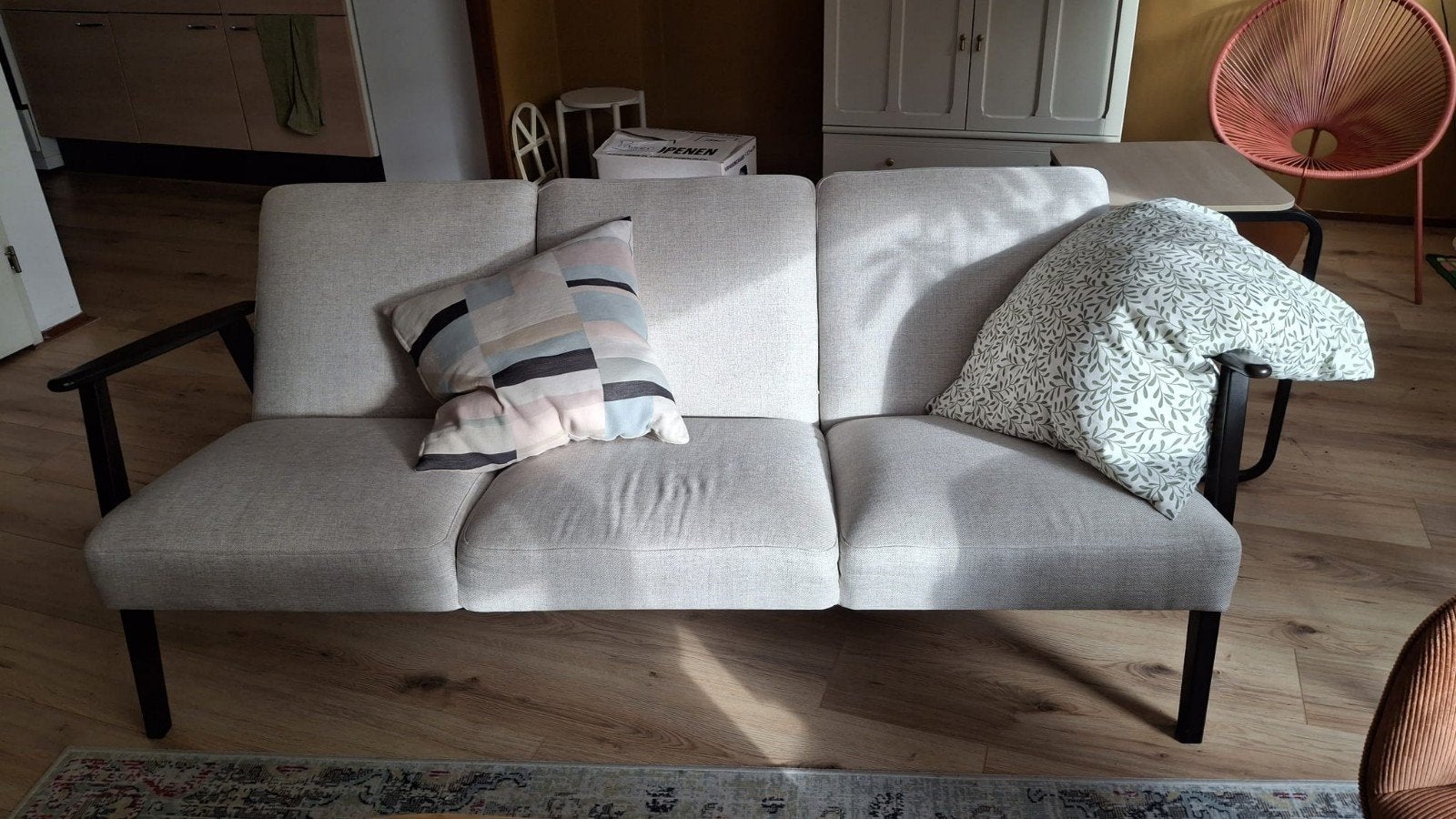 Bank, Ophalen, 150 tot 200 cm, Driepersoons, 75 tot 100 cm