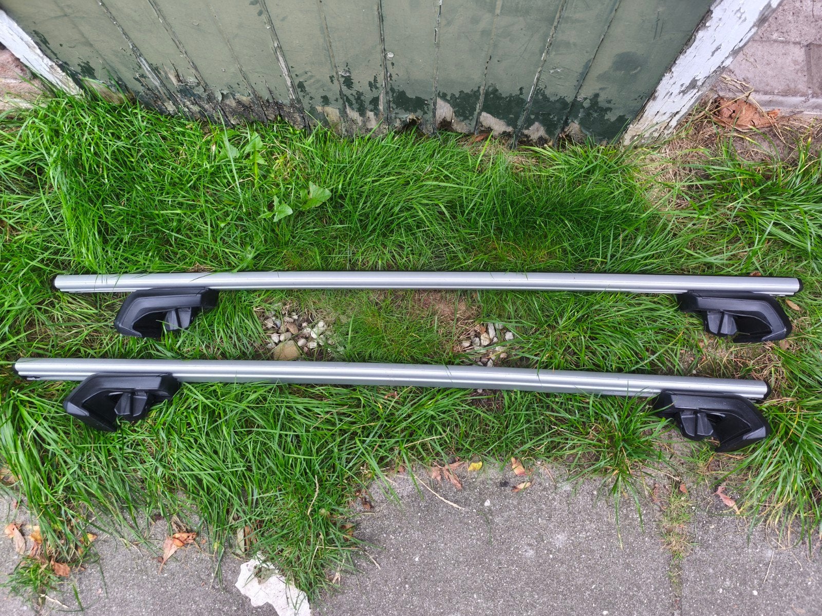 Thule dakdragers WingBar voor open dakrails (incl. sleutels), Ophalen, Zo goed als nieuw