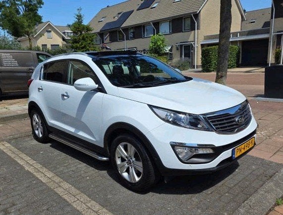 Kia Sportage 1.6 GDI 2013 Wit Panorama dak, Voorwielaandrijving, Wit, 719 kg, 1200 kg