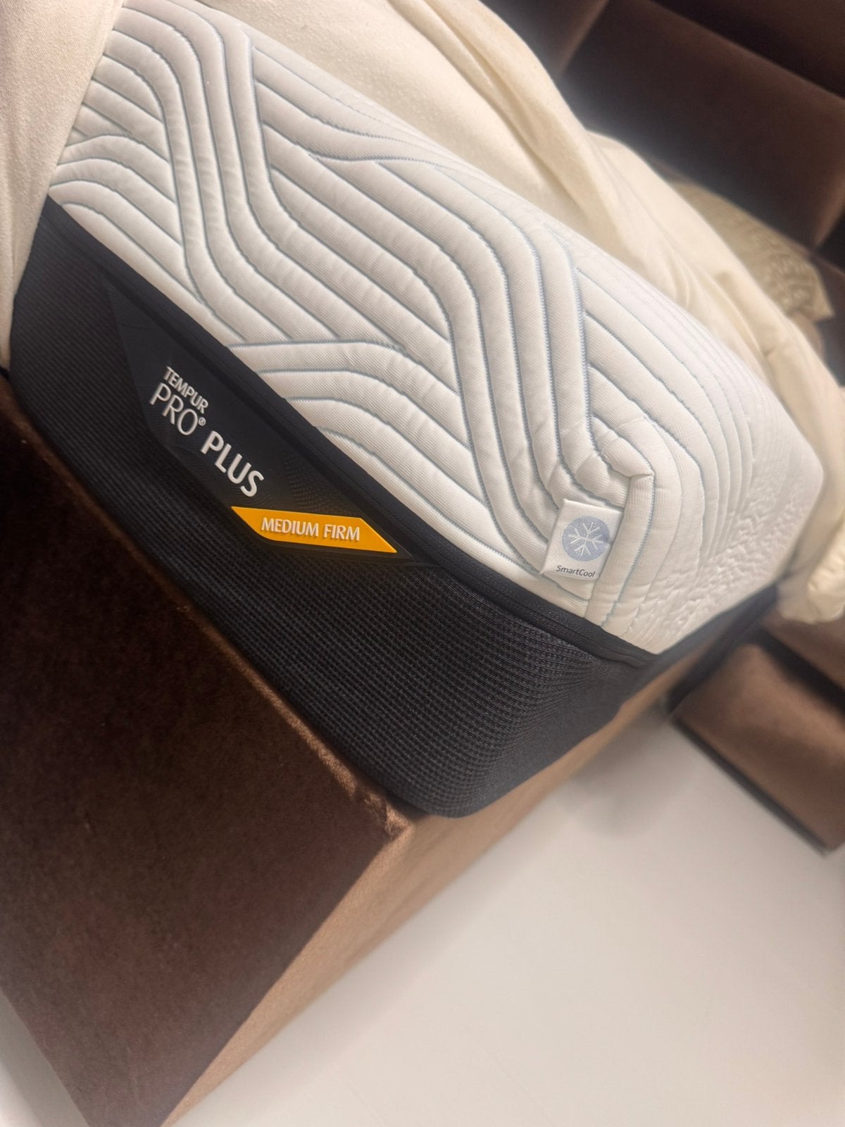 TEMPUR Pro Plus SmartCool, Ophalen, Zo goed als nieuw, Zwart