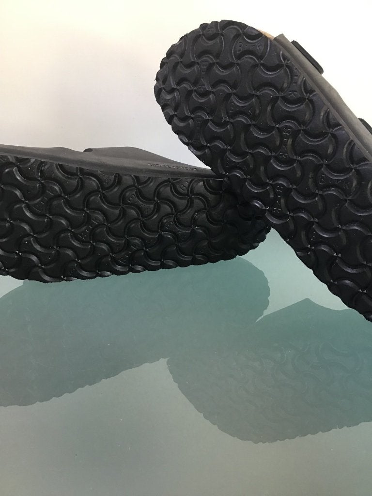 Birkenstock Arizona zwart 39 SF Nieuw! | Gratis verzenden, Kleding | Dames, Schoenen, Slippers, Verzenden, Zwart, Nieuw