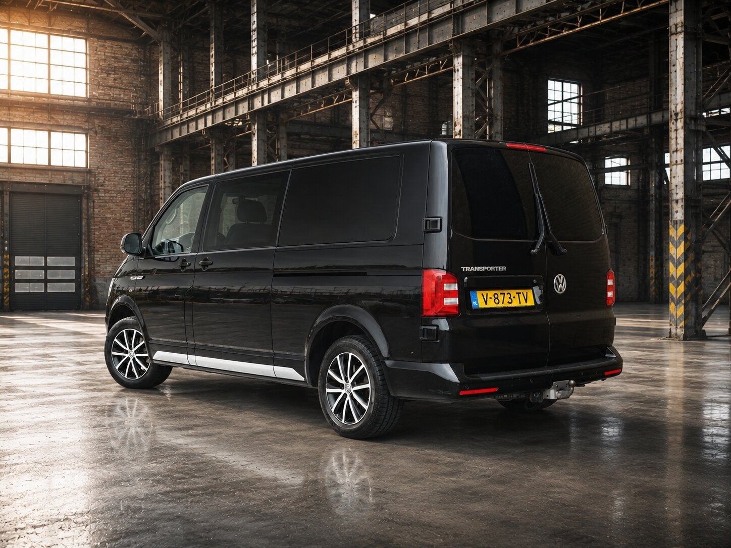 Volkswagen Transporter 2.0 TDI Highline Lang DC l DSG l Pano, Auto's, Bestelauto's, 2095 kg, Stof, Gebruikt, 4 cilinders