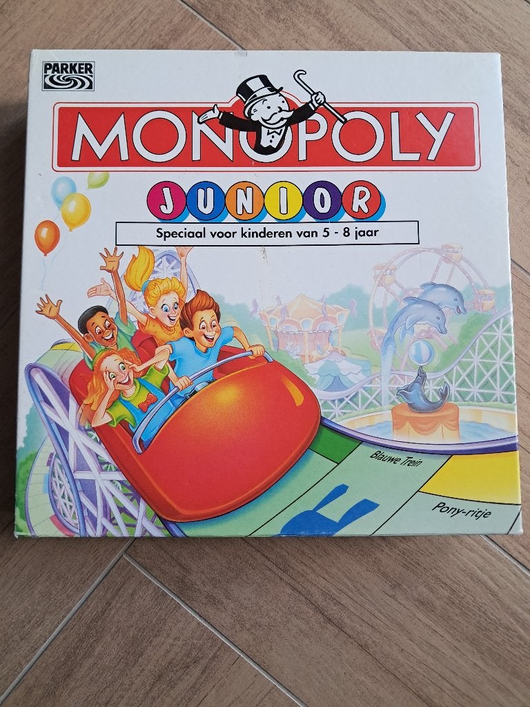 Monopoly junior 5 tot 8 jaar, Drie of vier spelers, Ophalen of Verzenden, Gebruikt, Parker
