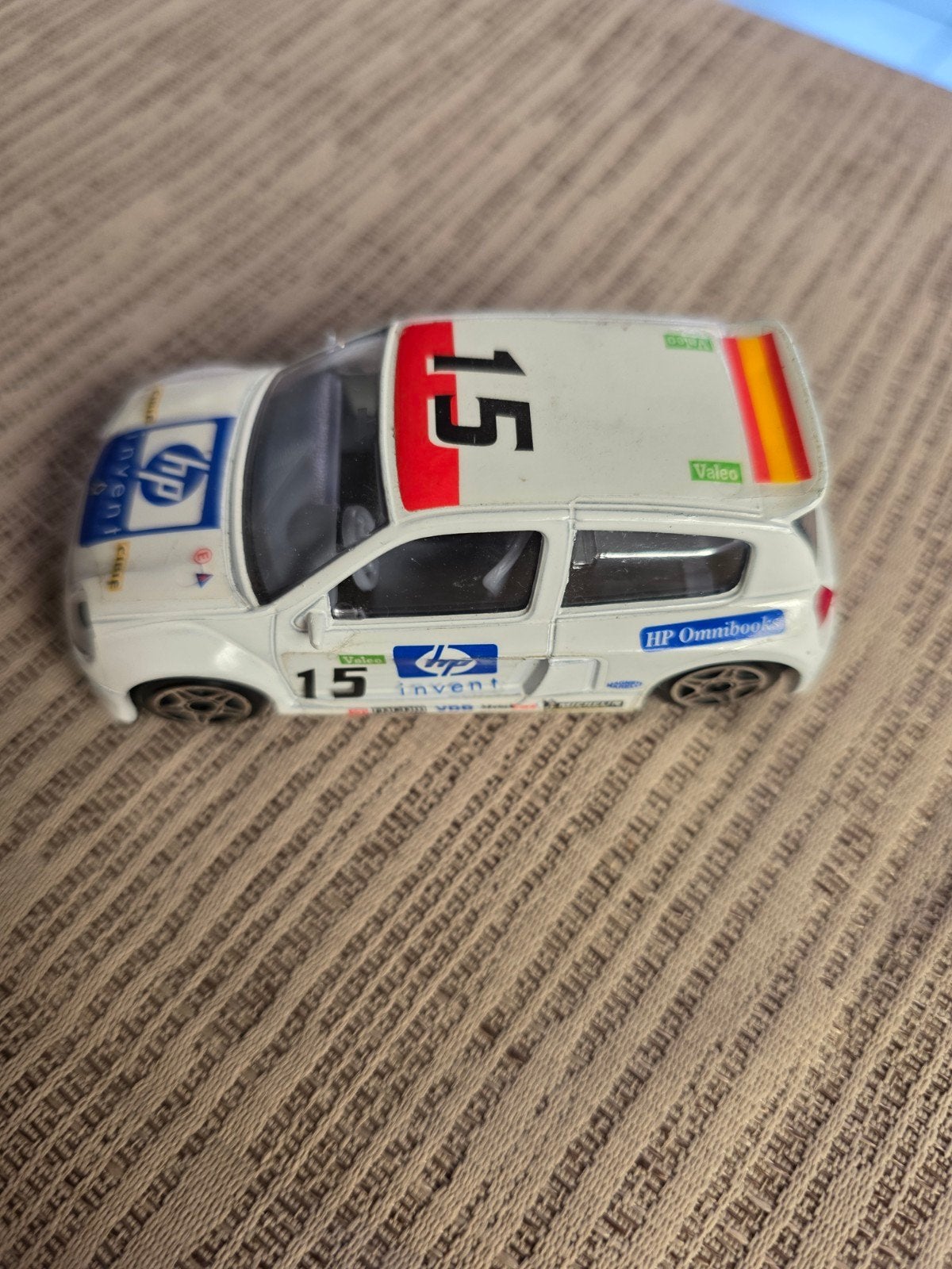 Burago Renault Clio Trophy Modelauto Schaal 1:43, Hobby en Vrije tijd, Modelauto's | 1:24, Ophalen of Verzenden, Gebruikt, Auto