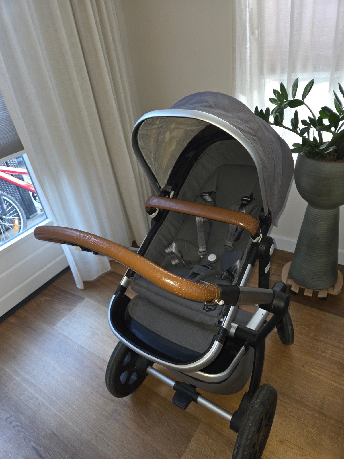 Joolz Day 3 (Elephant Grey) kinderwagen met accessoires, Gebruikt, Met reiswieg, Ophalen, Kinderwagen