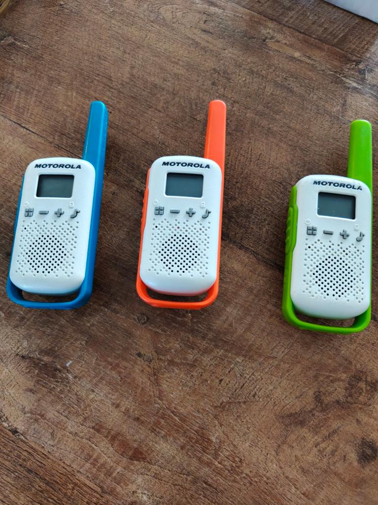 Motorola Talkabout T42 Walkie Talkie Set - 3 Stuks, Telecommunicatie, Portofoons en Walkie-talkies, Ophalen of Verzenden, Zo goed als nieuw