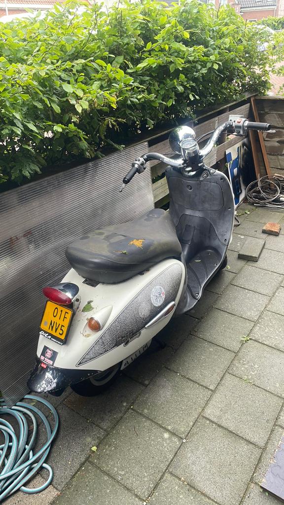aprilia mojito custum, Overige merken, Gebruikt, Ophalen of Verzenden, Benzine