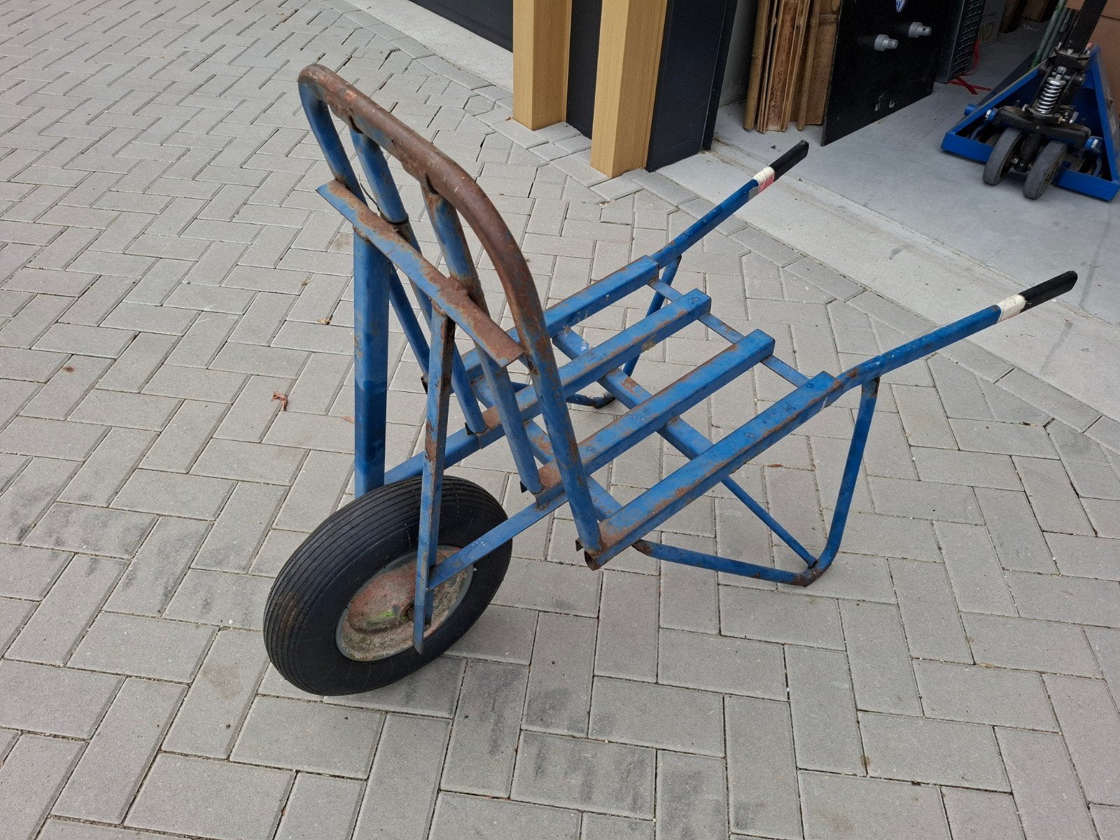 Stenenkruiwagen, Ophalen, Gebruikt