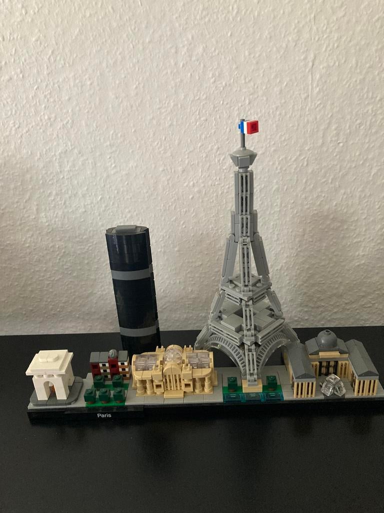 Te koop mooi lego set van Parijs, Ophalen of Verzenden, Zo goed als nieuw