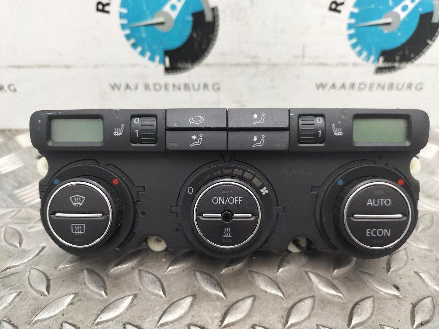 VOLKSWAGEN GOLF 2.0 TFSI GTI  KACHEL BEDIENINGSPANEEL 2005, Ophalen of Verzenden, Gebruikt, Stiba lid