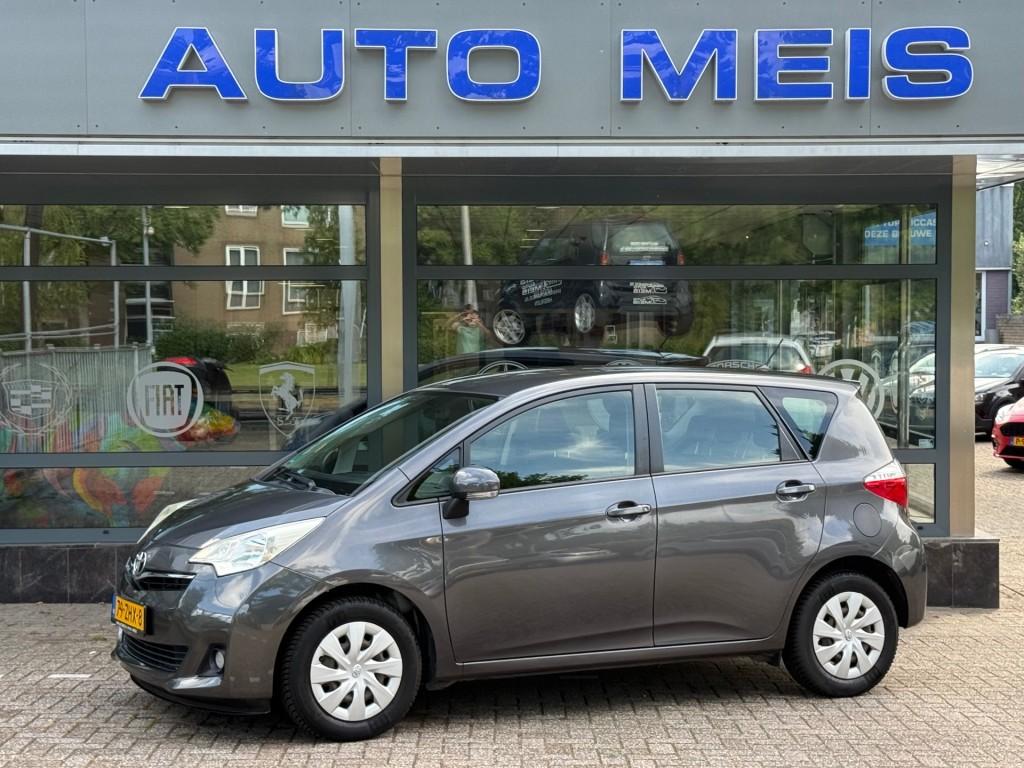 Toyota VERSO-S 1.3 VVT-I Aspiration Navi Camera Airco Cruise, Voorwielaandrijving, Euro 5, Gebruikt, 4 cilinders