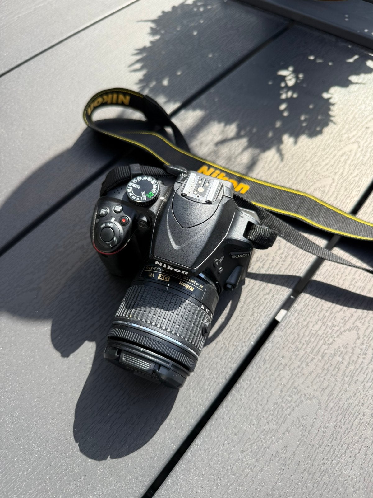 Nikon D3400 + 18-55mm lens, Audio, Tv en Foto, Fotocamera's Digitaal, Ophalen, Zo goed als nieuw, Spiegelreflex, Nikon