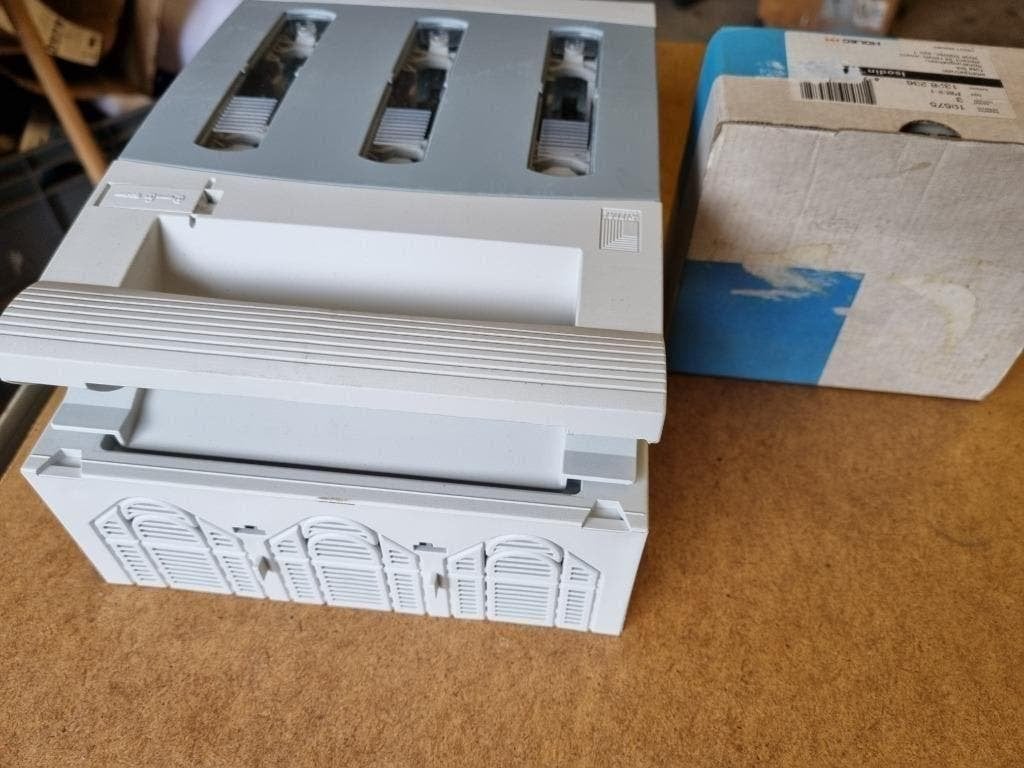 RITTAL LASTSCHEIDER GR1 ZEKERINGKAST SV 9344.110 250 AMP, Ophalen of Verzenden, Nieuw
