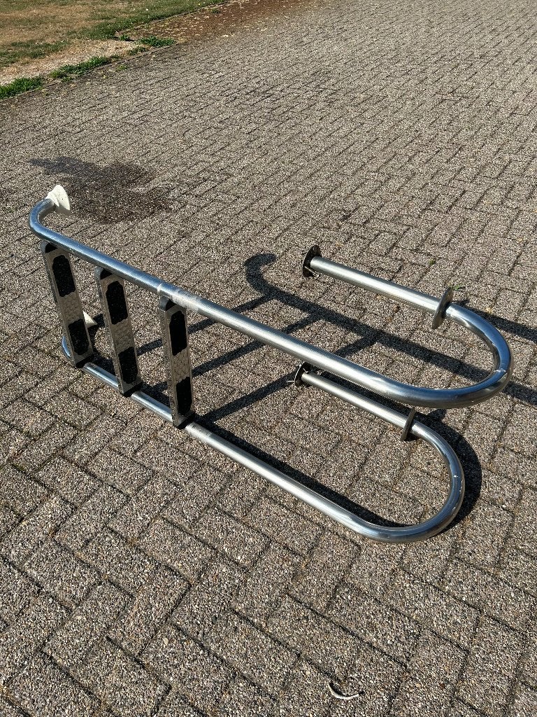 Trap zwembad, Ophalen, Gebruikt