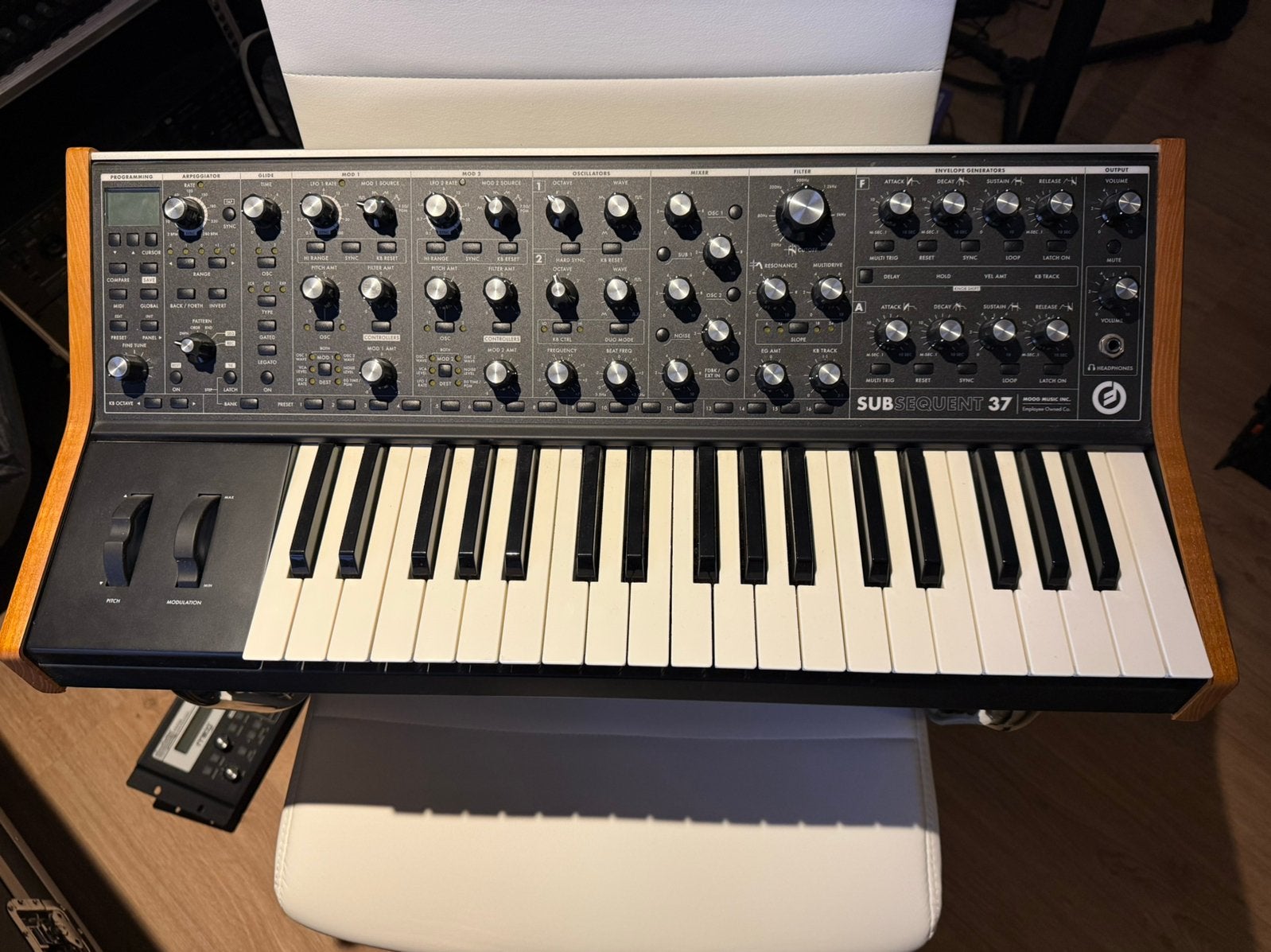 Moog subsequent 37, Ophalen, Zo goed als nieuw, Overige aantallen, Overige merken