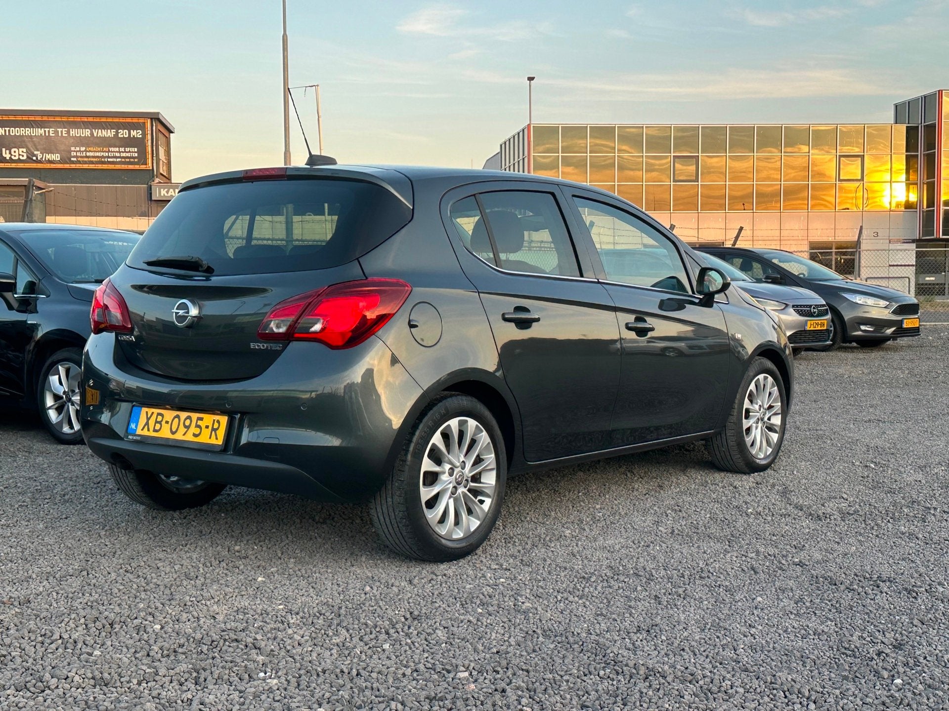 Opel Corsa 1.0 Turbo Online Edition/CAMERA/NAVI/NW APK, Auto's, Voorwielaandrijving, Leder en Stof, 49 €/maand, Origineel Nederlands