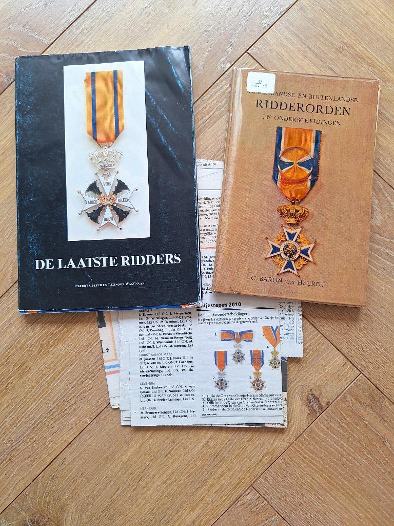 Boeken Willemsorde, Nederlandse en Buitenlandse Ridderorden, Ophalen of Verzenden, Overige materialen, Nederland