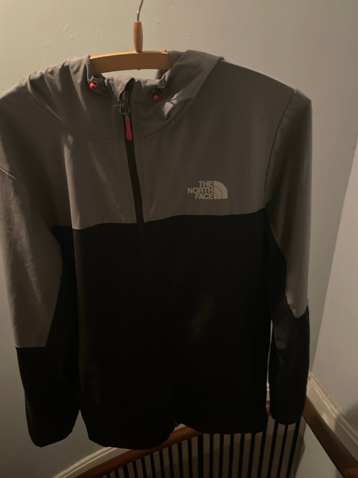 The North Face jas - grijs/zwart - maat S, Ophalen, Zo goed als nieuw, Maat 46 (S) of kleiner, Grijs