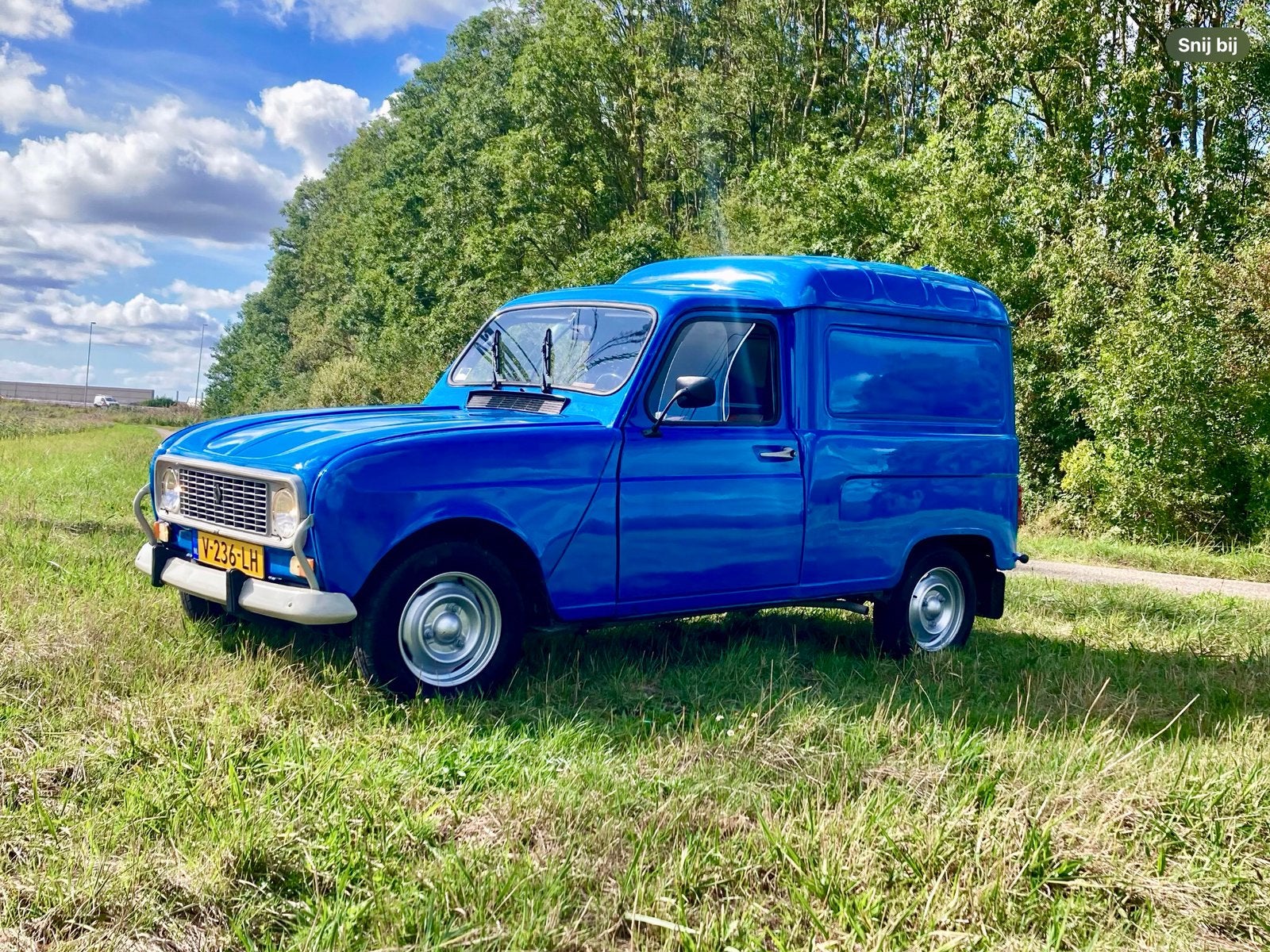 Renault R4 F4 Fourgonette 1983 oldtimer, Auto's, Voorwielaandrijving, Overige carrosserieën, Leder, Bruin