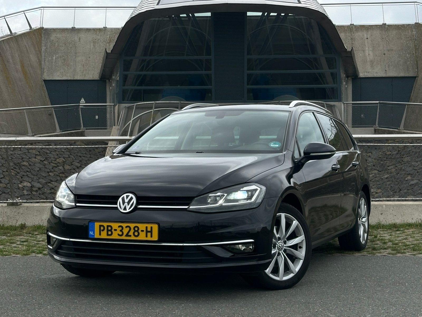 Volkswagen Golf 1.4 TSI Variant Highline DSG | APPLE CARPLAY, 125 pk, Adaptive Cruise Control, 4 cilinders, Alcantara