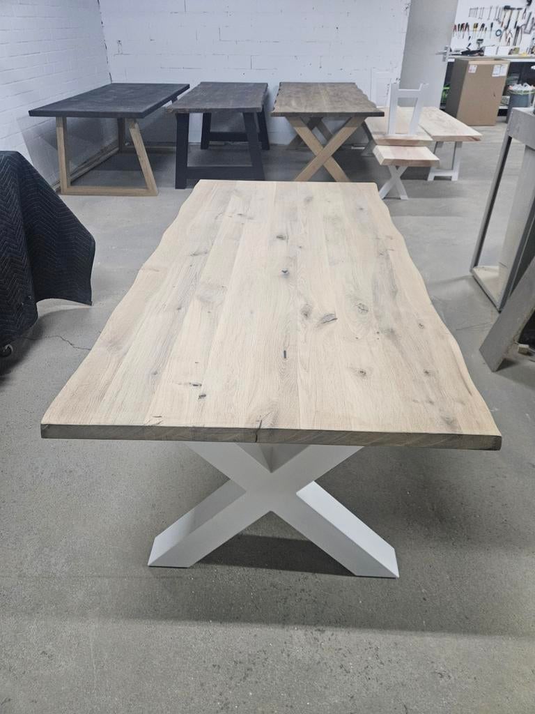 Showroom massief eiken tafel 180x88 - witte X-poten, Huis en Inrichting, Tafels | Eettafels, Info@maasinterieurs.nl, 5272PA, bedrijvenweg 23 in Sint-Michielsgestel