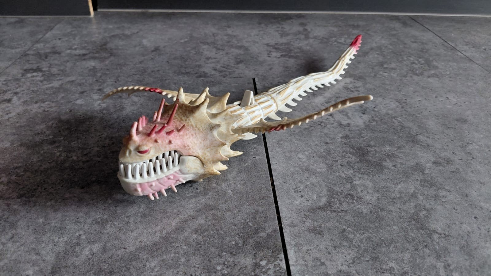 13 speelgoedfiguren - Hoe Tem Je Een Draak, Ophalen, Gebruikt