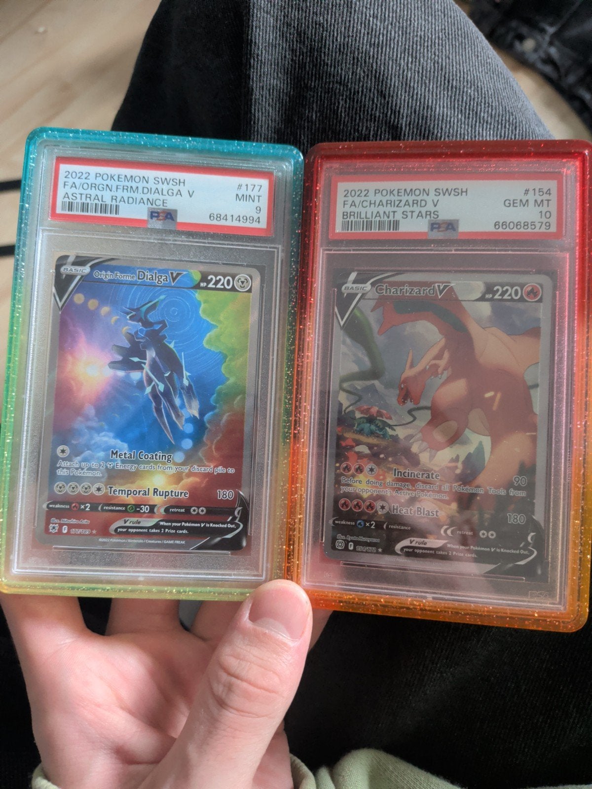 PSA 9 Dialga V & PSA 10 Charizard V Pokémon kaarten, Ophalen of Verzenden, Zo goed als nieuw, Meerdere kaarten