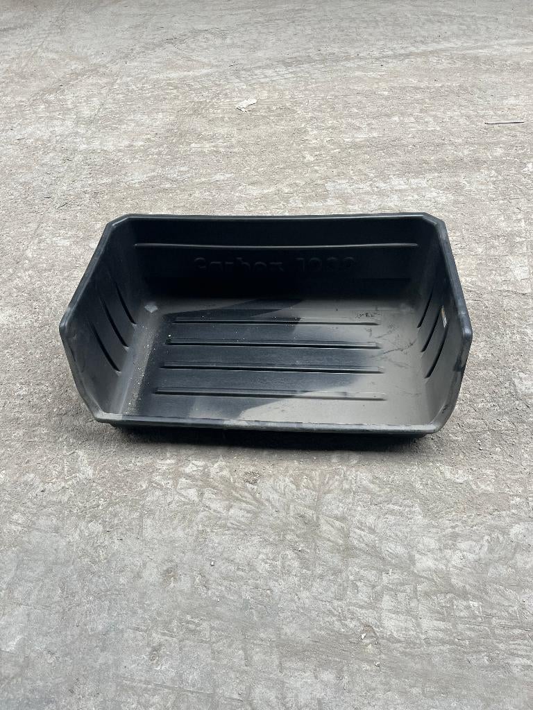 Carbox 1030 kunststof bak voor in auto hond, Ophalen, Zo goed als nieuw