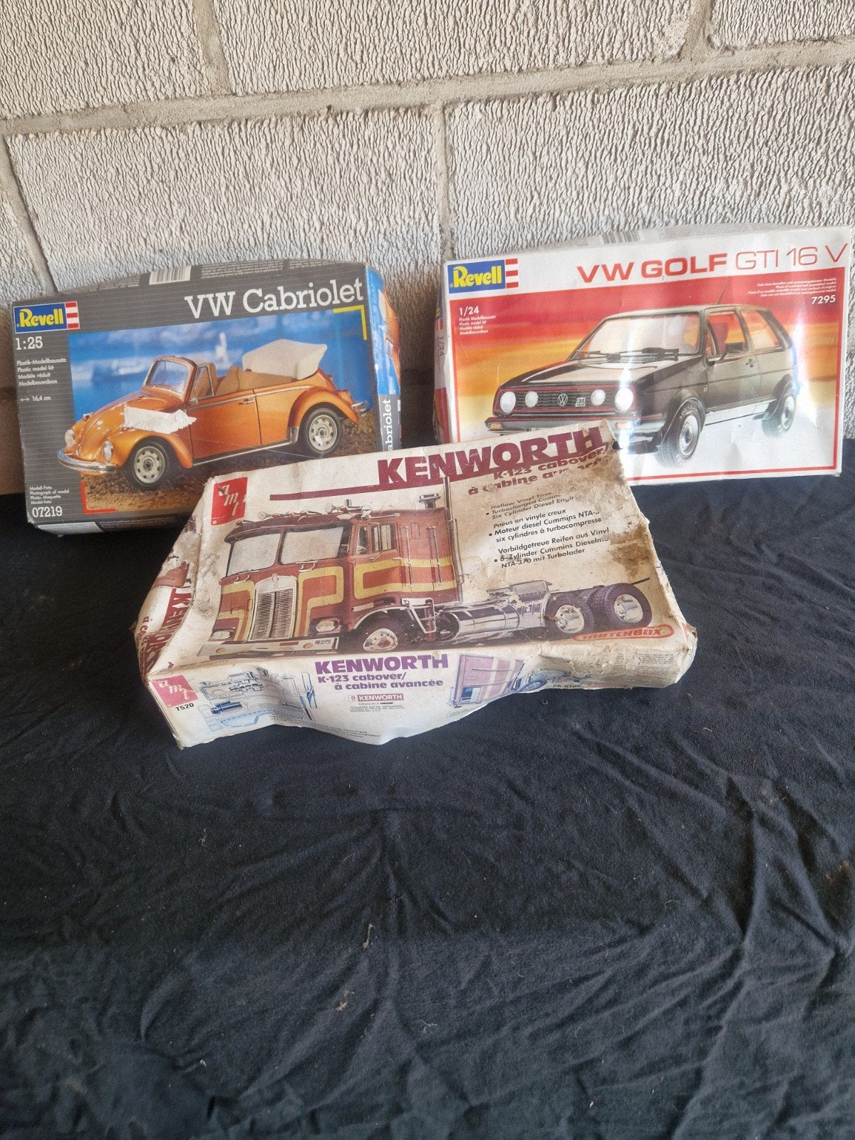 BARNFIND 3 BOUWDOZEN VW GOLF 2 GTI KEVER CABRIO USA TRUCK, Hobby en Vrije tijd, Modelbouw | Auto's en Voertuigen, Ophalen, 1:32 tot 1:50