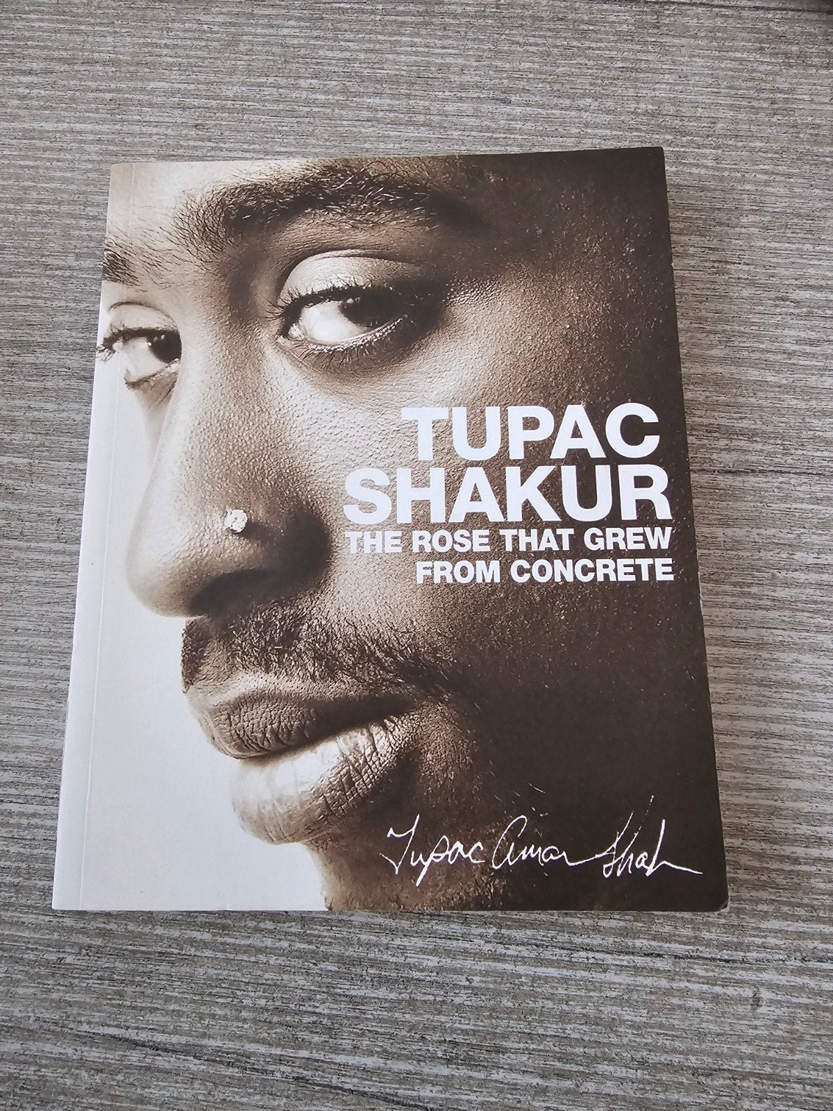 Tupac Shakur: The Rose That Grew From Concrete, Ophalen of Verzenden, Gelezen, Tupac Shakur