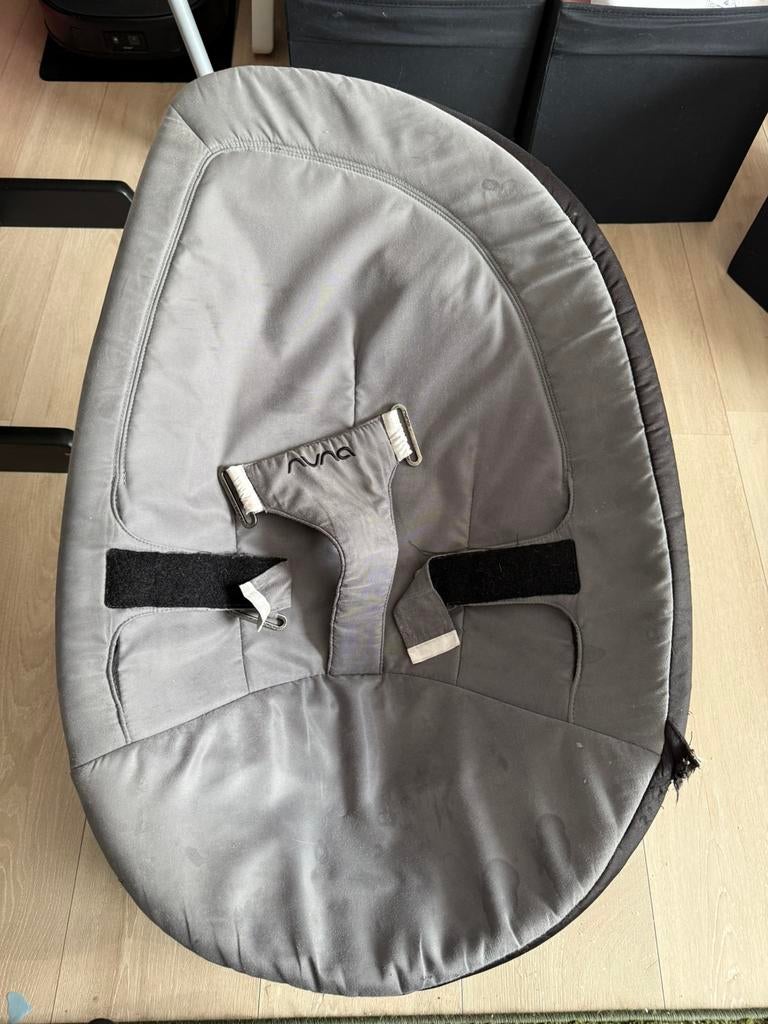 NUNA Leaf schommelstoel, Kinderen en Baby's, Wipstoeltjes, Gebruikt, Schommelstoel, Overige merken, Met gordel(s) of riempje(s)